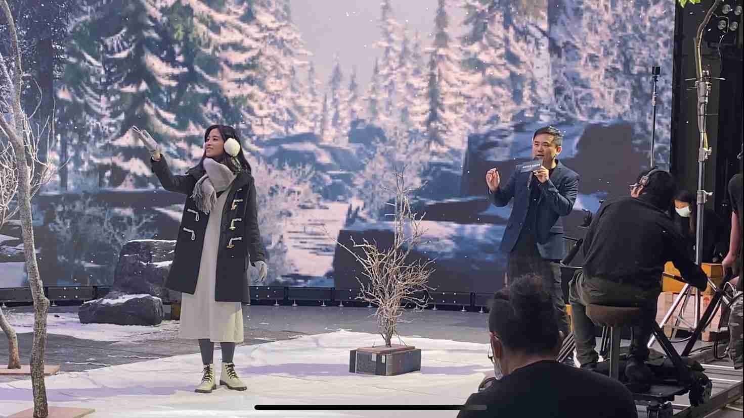 918.COM以ALED先进显屏技术，，，，与金马奖视觉特效团队“再现影像”携手合作打造LED虚拟摄影棚，，提供沉浸式表演体验，，并精简拍摄成本与时间